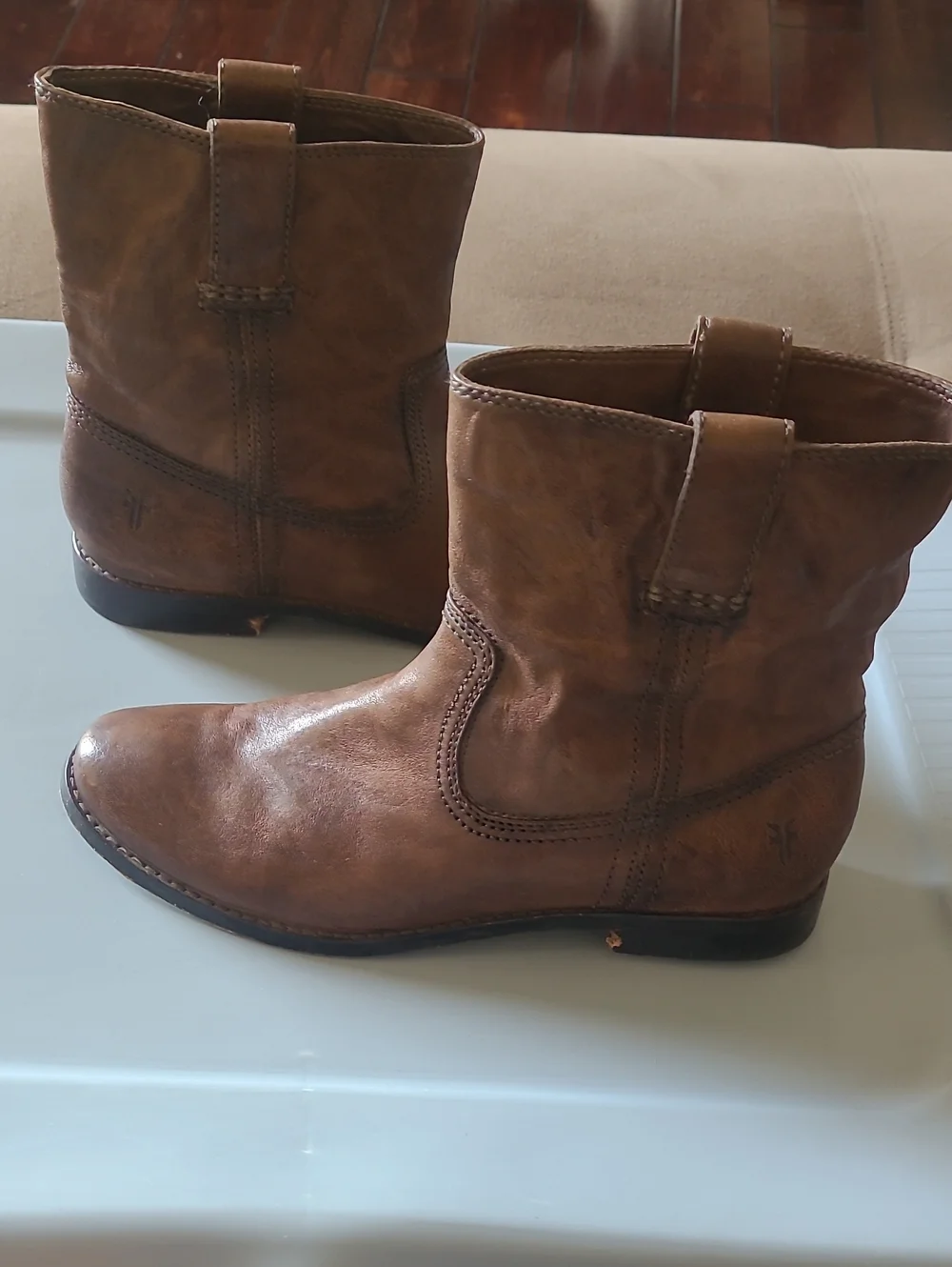 Frye Women's Anna Shortie Brown Leather Pull-On Boots Size 8